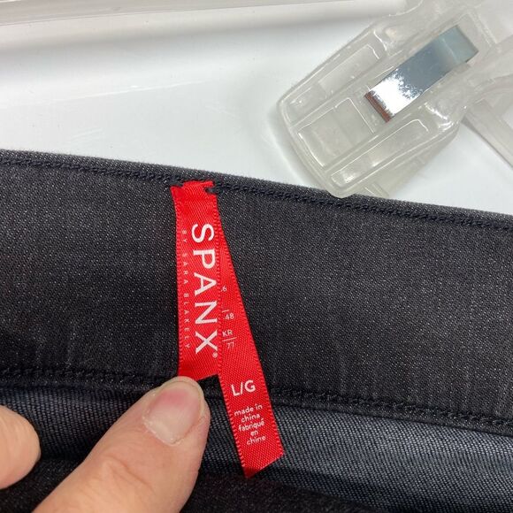 SPANX Black Pull On Ankle Distressed Tummy Control Skinny Jeans Size L - Picture 8 of 11